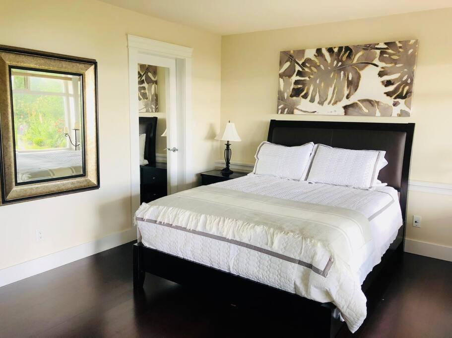 Saanichton Waterfront 2Br Suite With Superb Views Экстерьер фото