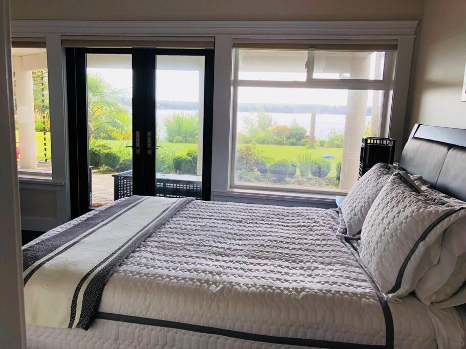 Saanichton Waterfront 2Br Suite With Superb Views Экстерьер фото
