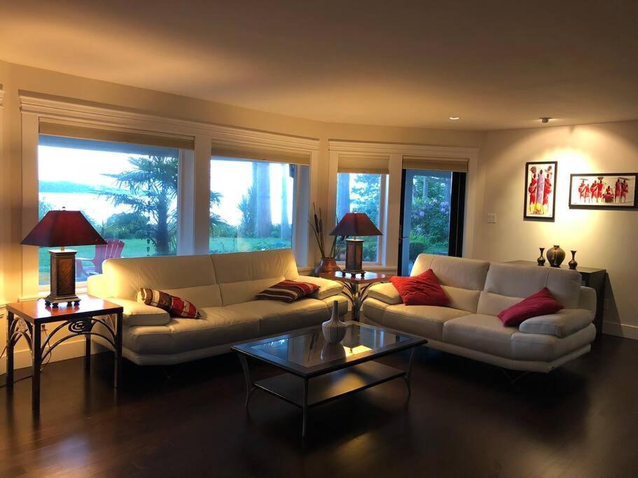 Saanichton Waterfront 2Br Suite With Superb Views Экстерьер фото